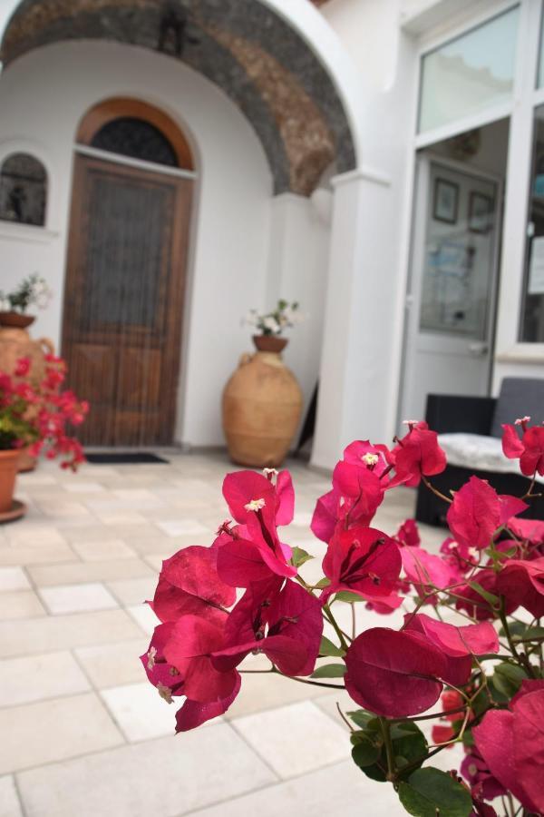 Villa Damecuta B&B 阿纳卡普里 外观 照片