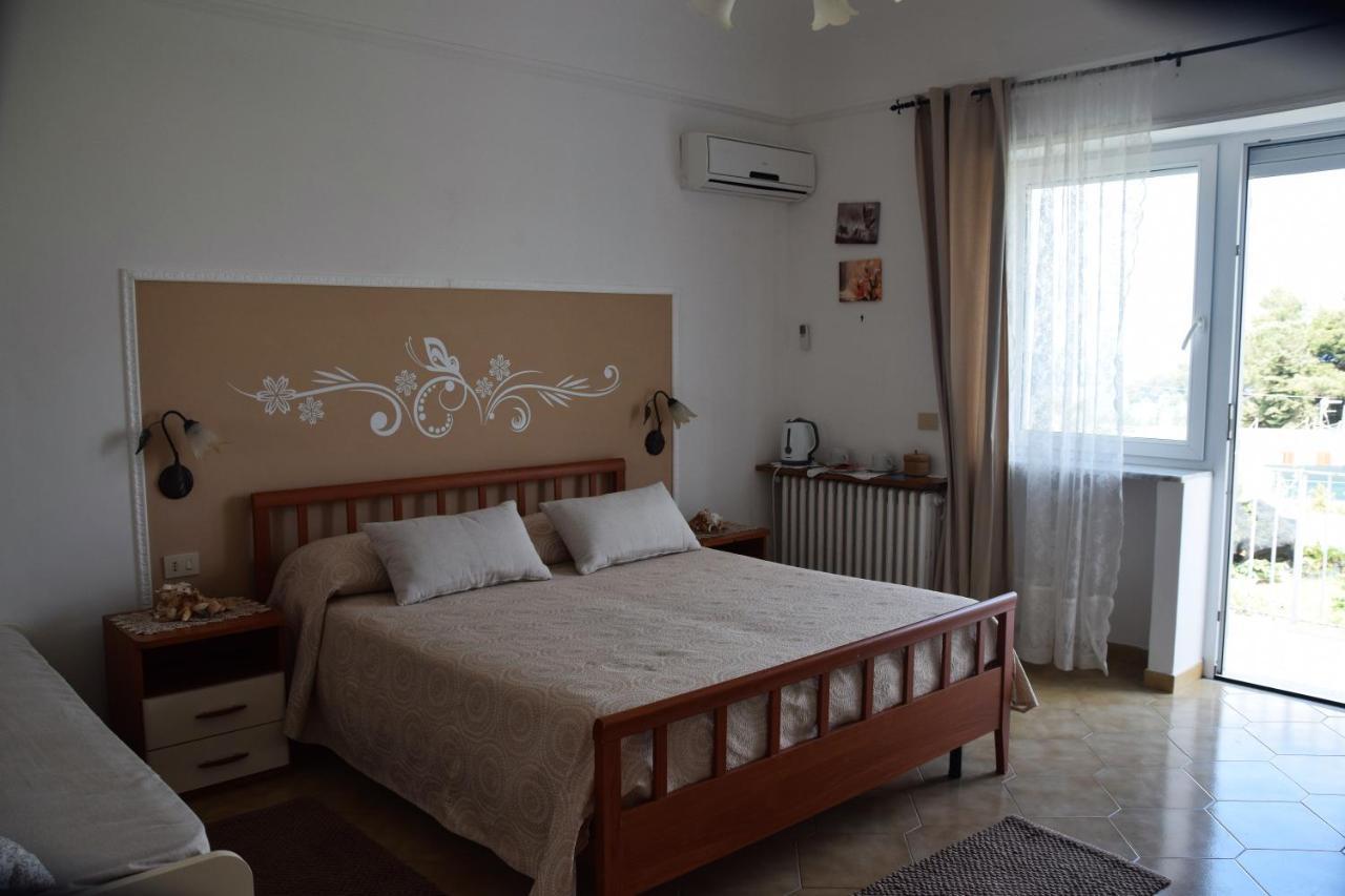 Villa Damecuta B&B 阿纳卡普里 外观 照片