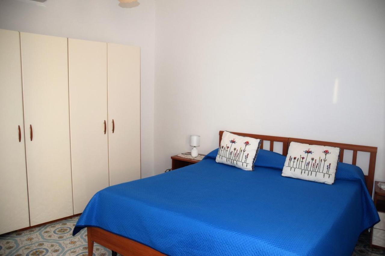 Villa Damecuta B&B 阿纳卡普里 外观 照片