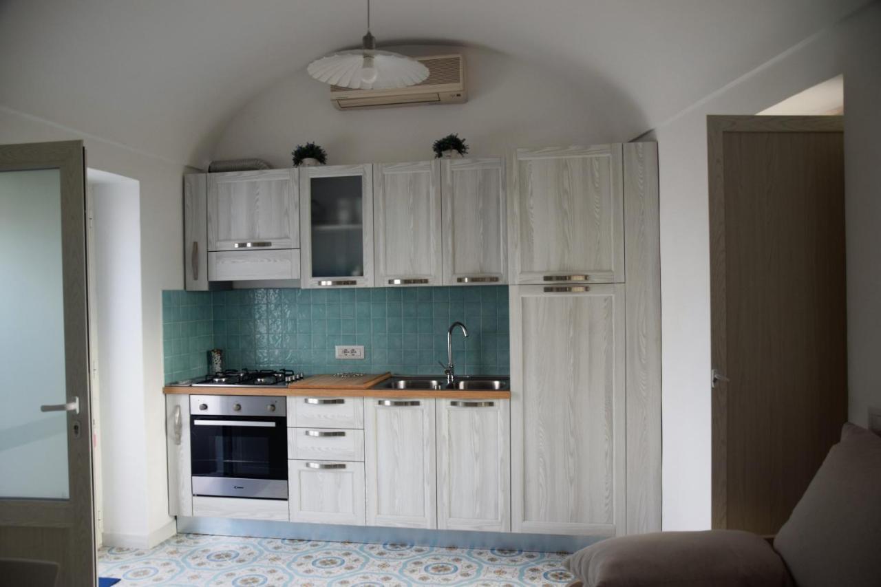 Villa Damecuta B&B 阿纳卡普里 外观 照片